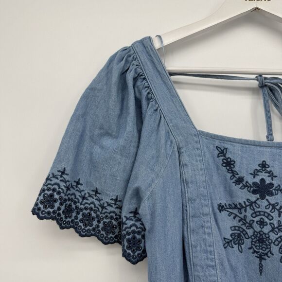Old Navy Chambray Denim Embroidered Long Flutter Sleeve Dress Size Small Boho - Picture 4 of 11